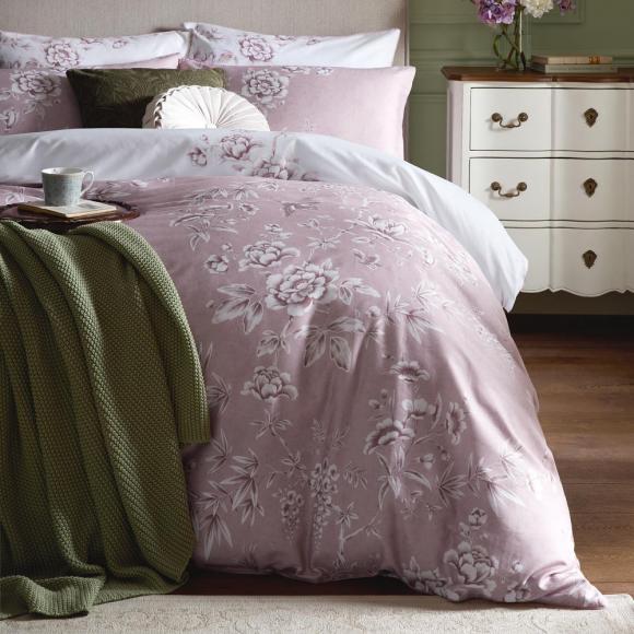 Laura Ashley Rowsham Garden Dark Blush Duvet Cover Set super king size duvet cover set (260/220cm plus 2 x pillowcases 50/75cm) Dark Blush