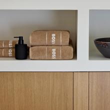 Boss Home Boss Plain Pecan