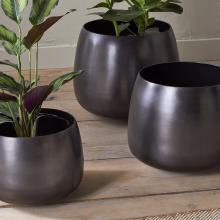 Nkuku Maliki Plant Pot - Aged Bronze