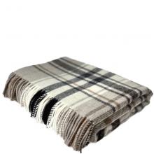 Remony Pitnacree Throw Stone