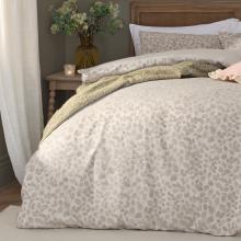 Wylder Grace Leaf Duvet Cover Set Natural 