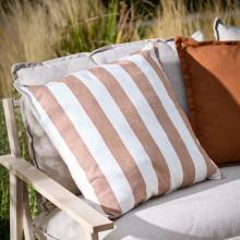 Yard Hayle Outdoor Filled Cushion Pecan