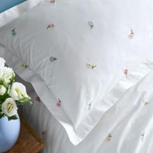 Bluebellgray Daisy Embroidery