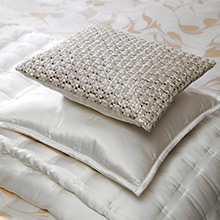 Gingerlily Windsor Ivory Bedspread