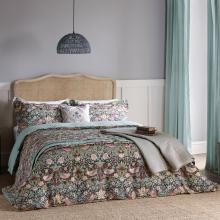Morris & Co Strawberry Thief Bed Linen