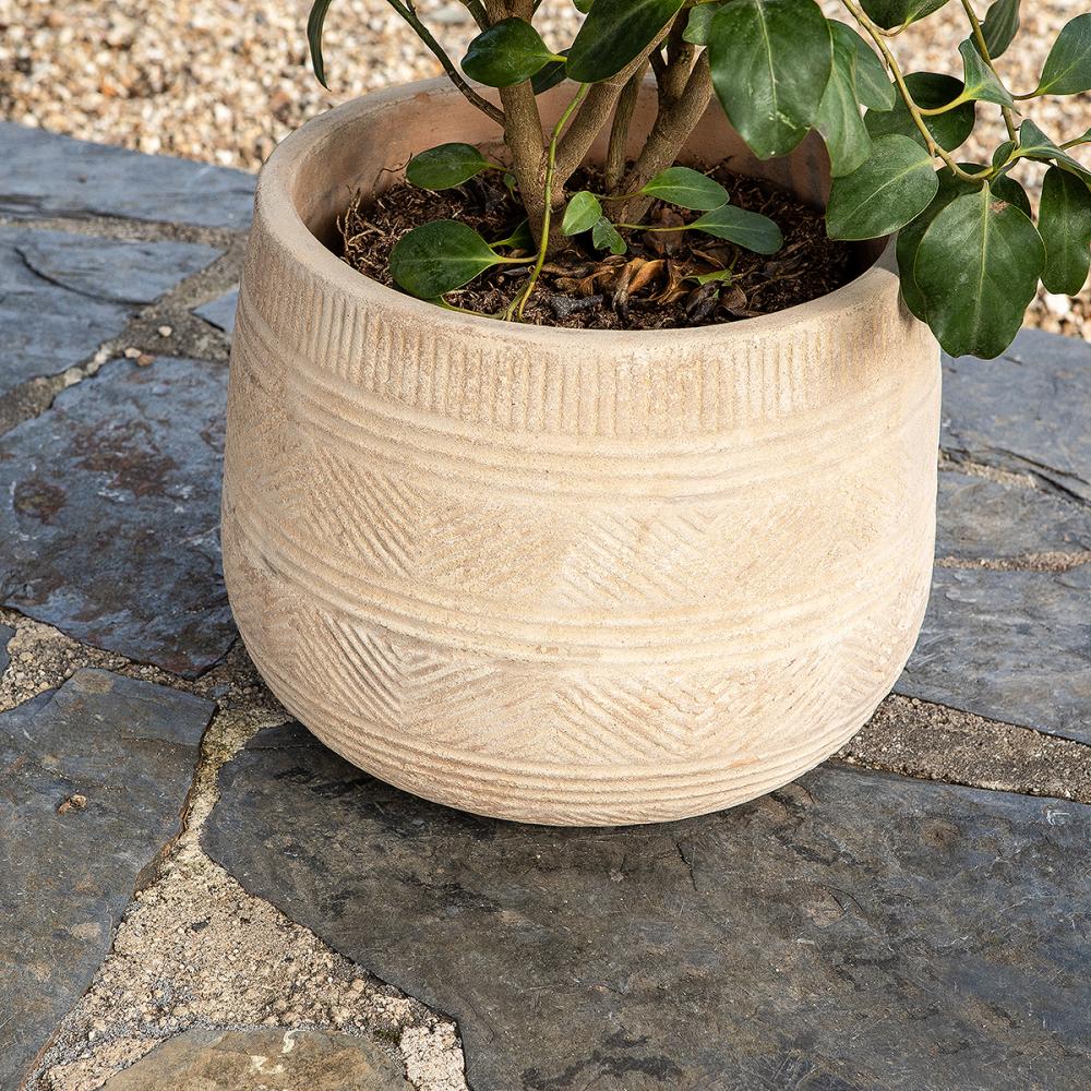 Nkuku Zadie Etched, 7.2kg Neutral Ceramic Planter | Seymour's Home