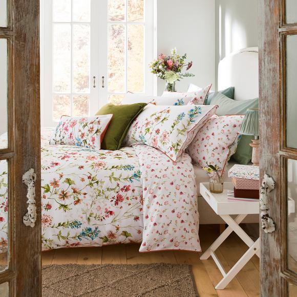 Laura Ashley Wild Meadow Crimson Duvet Cover Set