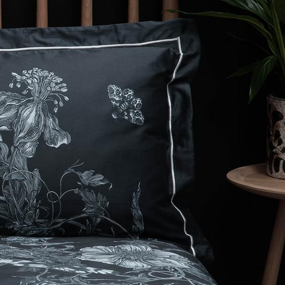 Timorous Beasties Tendril Spill Navy