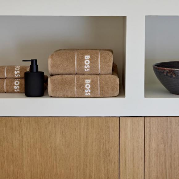 Boss Home Boss Plain Pecan