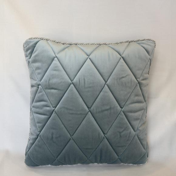 Mastro Raphael Herald Rombo Grande Cushion Verde
