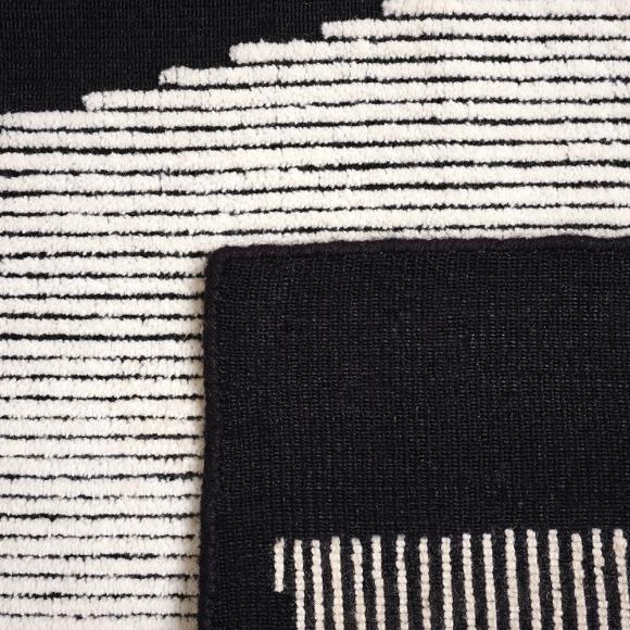 Tom Dixon Wedge Rug Black & White