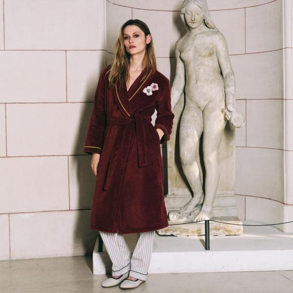 Yves Delorme Corolles Ladies Shawl Collar Bathrobe