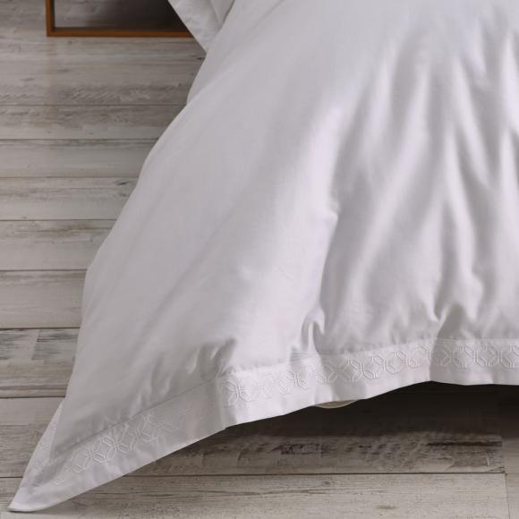Muir Cavendish White Duvet Cover Set
