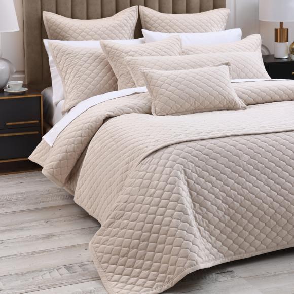 Muir Turner Latte Bedspread Set
