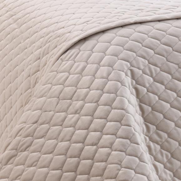 Muir Turner Latte Bedspread Set