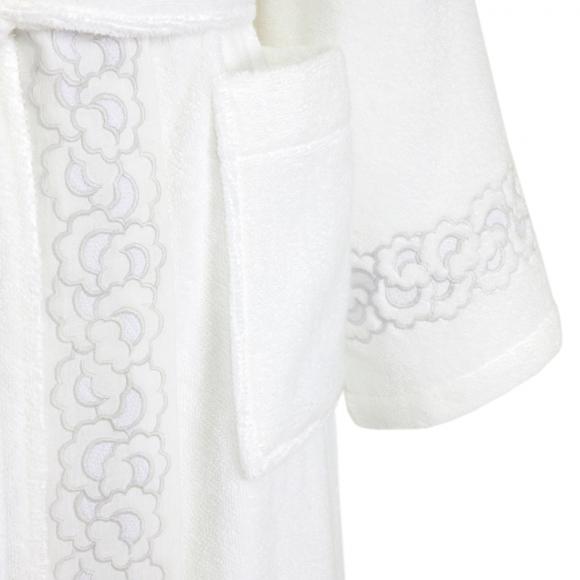 Yves Delorme Festons Ladies Shawl Collar Bathrobe