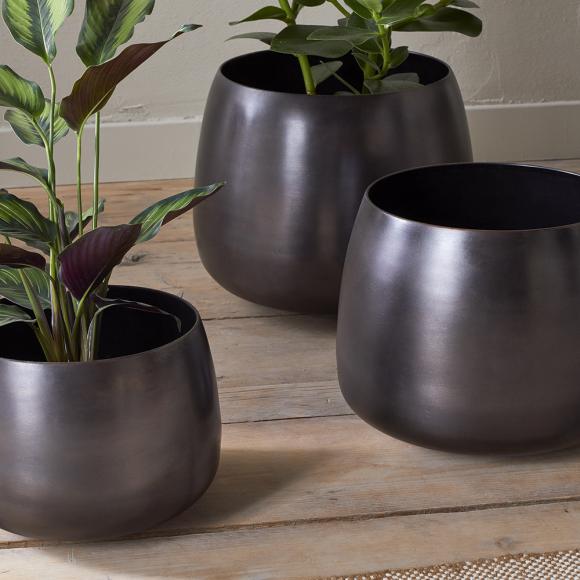 Nkuku Maliki Plant Pot - Aged Bronze