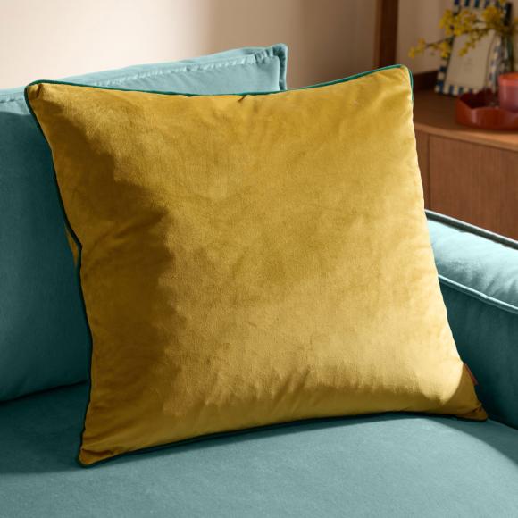 Furn Meridian Velvet Cushion Cover Moss-Emerald