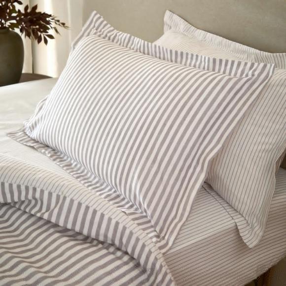 Yard Hebden Mauve Pillowcase Pair