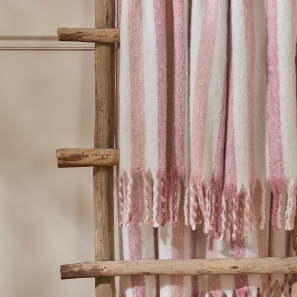 Wylder Beechwood Throw Camelia