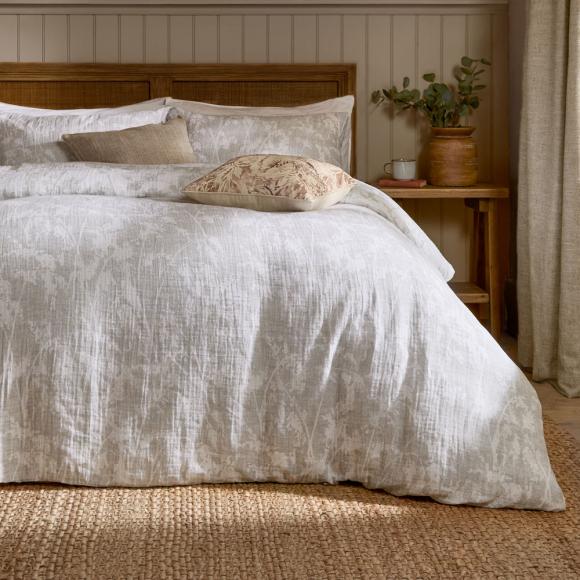 Voyage Maison Braeflower Natural Duvet Cover Set