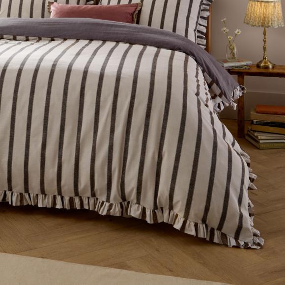 Wylder Connie Chocolate Duvet Cover Set