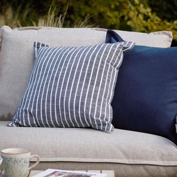 Yard Holmfirth Outdoor Filled Cushion Navy