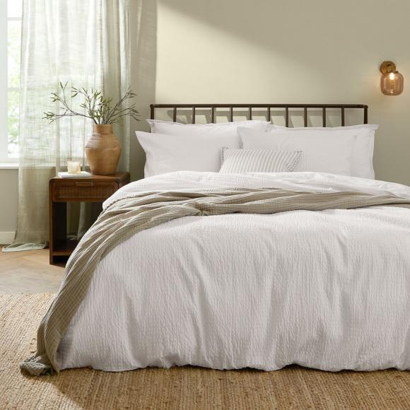 Yard Hebden Relaxed Seersucker Pillowcase Pair Chalk