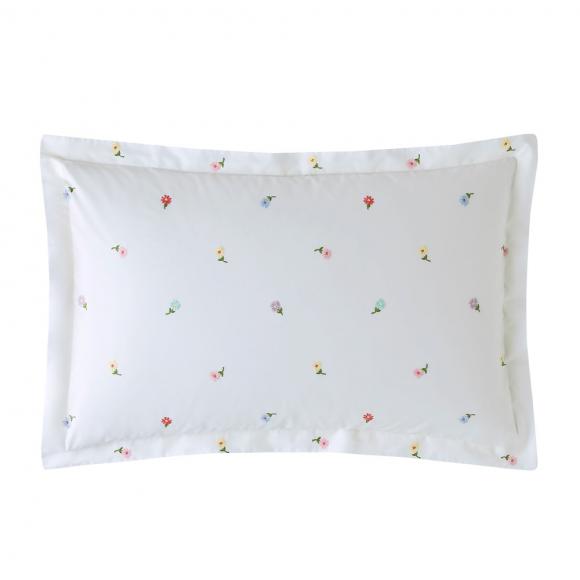 Bluebellgray Daisy Embroidery