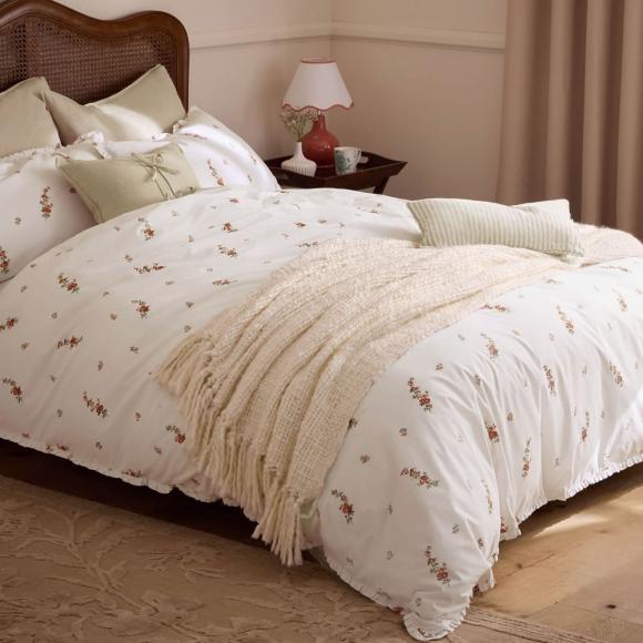 Laura Ashley Elsie Bouquet Duvet Cover Set Pale Cranberry