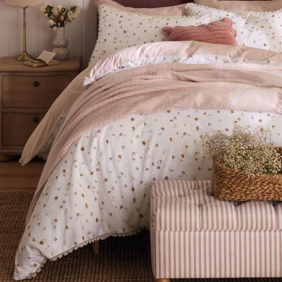 Laura Ashley Neve Floral Duvet Cover Set Plaster Pink
