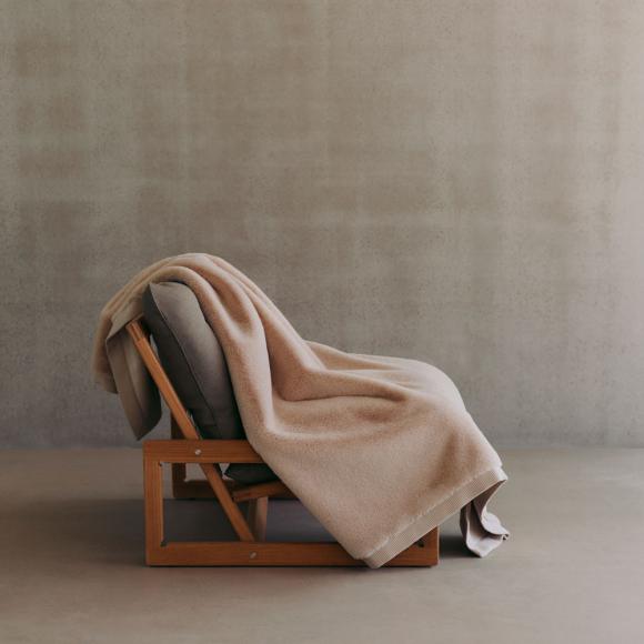 Boss Home Calder Throw