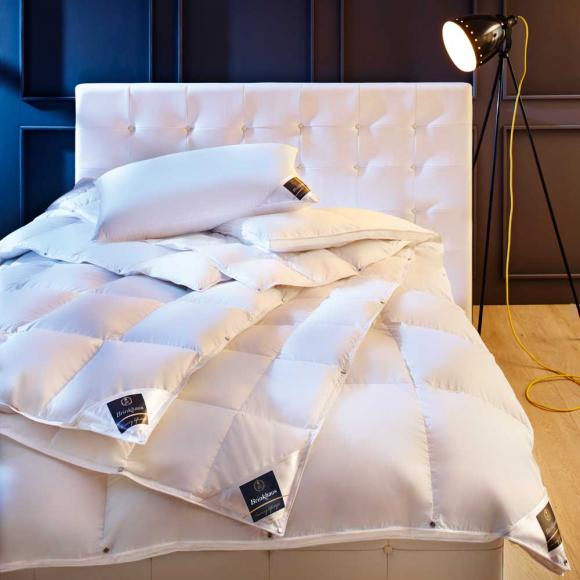 Brinkhaus The Chalet Side Sleeper Pillow