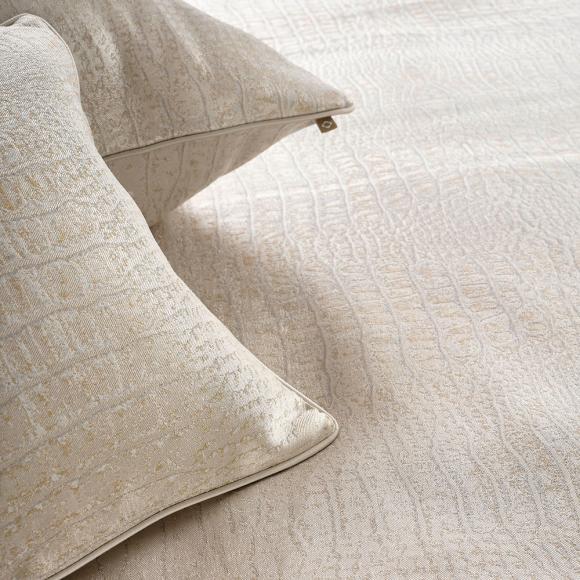 Celso de Lemos Luxe Bed Cover