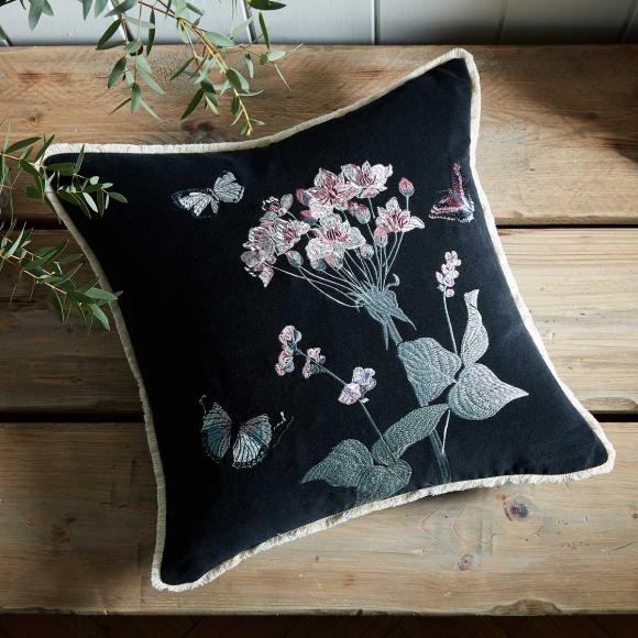 Royal Botanic Gardens,  Kew Flowering Rush Cushion